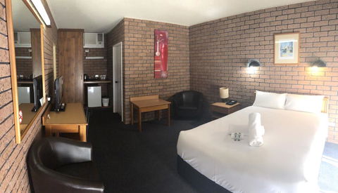 Cessnock Vintage Motor Inn - Australian Directory 3