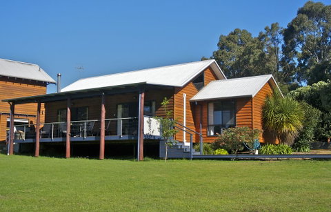 Chalet On Percheron - Australian Directory 1