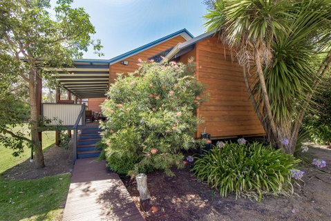 Chalet On Percheron - Australian Directory 2
