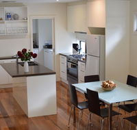 Champagne Stays Apartment - Australian Directory