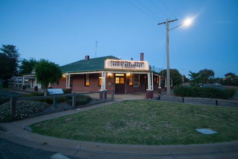 Charleston House Mathoura - Australian Directory 2