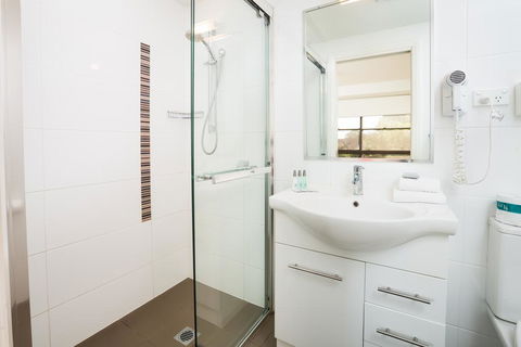 Charlestown Terrace Apartments - Australian Directory 3