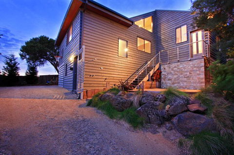 Charltom Hills - Australian Directory 2