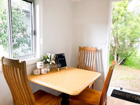 Charming Cottage Cessnock Hunter Valley - Australian Directory 3