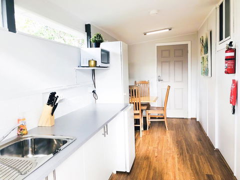 Charming Cottage Cessnock Hunter Valley - Australian Directory 2