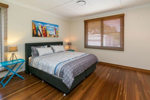 Charming Home By The Sea - Australian Directory 2