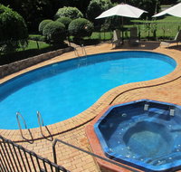 Chestnut Tree Holiday Units - Australian Directory