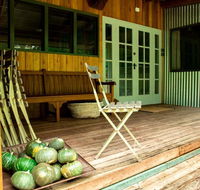 Chevys Rest - Australian Directory