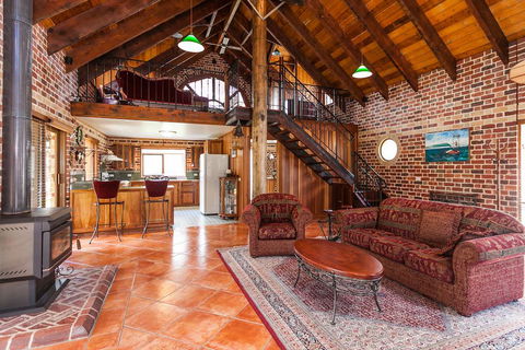 Chianti Cottages - Australian Directory 2