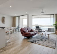 Chic Getaway at The Cosmopolitan Cotton Tree - Australian Directory