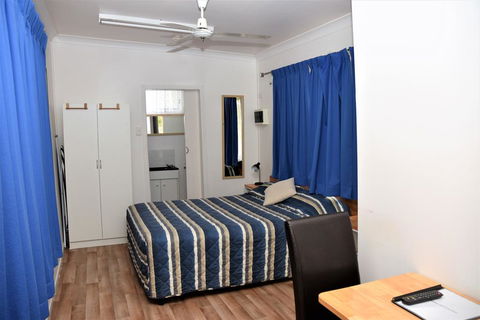 Chinchilla Motel - Australian Directory 2