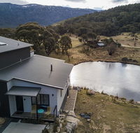 Chloe's Chalet - Australian Directory