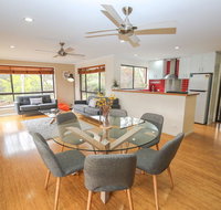 Cindy's View - Australian Directory