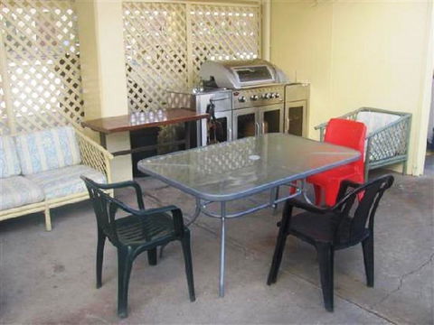 City Beach Motel - Australian Directory 3