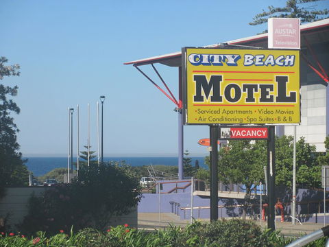 City Beach Motel - Australian Directory 0