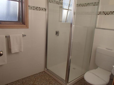 City Colonial Motor Inn - Australian Directory 3