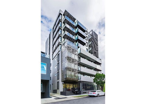 City Edge Box Hill Apartment Hotel - Australian Directory 3