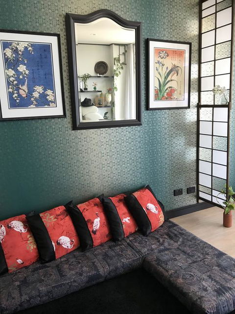 City/Beach New Apartment - Australian Directory 2