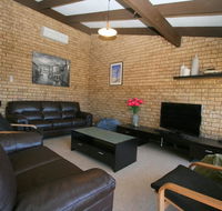 Clearview 2/8 Bogong Street - Australian Directory