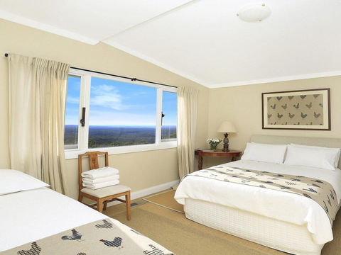 Cloudhill - Magnificent Rural Views To Sydney - Australian Directory 1
