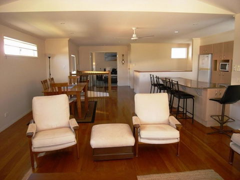Clovelly Beach Townhouse - Australian Directory 2