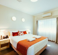 Club Motor Inn - Australian Directory