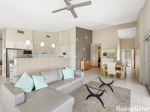 Coast - 3/42 Avoca Drive, Avoca Beach - Australian Directory 1