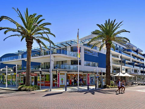 Coast Apartment 26 - Australian Directory 2