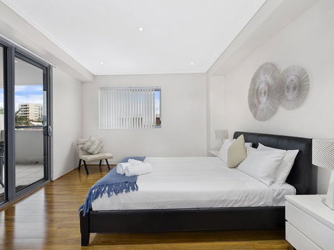 Coast Luxury Apartment 21 - Australian Directory 1