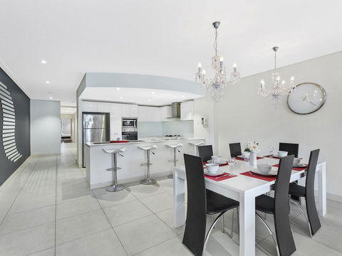 Coast Luxury Apartment 21 - Australian Directory 0