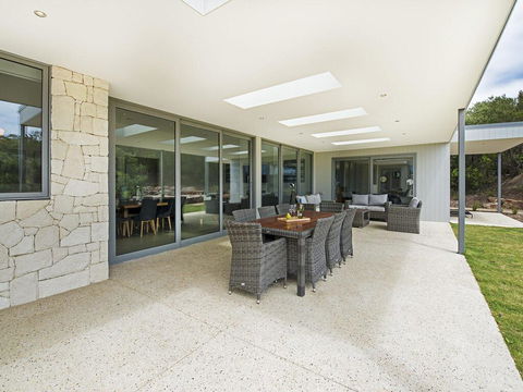 Coastal Chic - Australian Directory 2