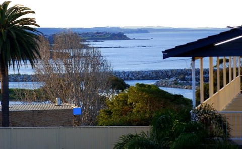 Coastal Comfort Motel - Australian Directory 2