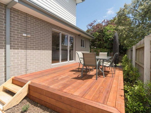 Coastal Luxury Retreat - Australian Directory 2