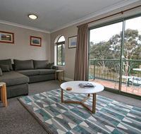 Cobb  Co 3/39 Cobbon Crescent - Australian Directory