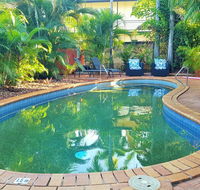 Coconut Grove Holiday Apartments - Australian Directory