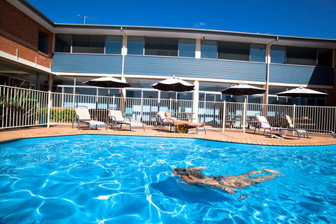 Coffs Harbour YHA - Australian Directory 1