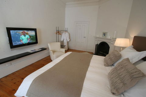 Colhurst House - Australian Directory 0