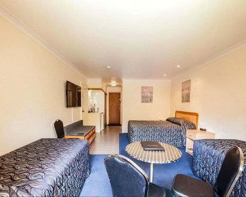 Comfort Inn Bay Of Isles - Australian Directory 3