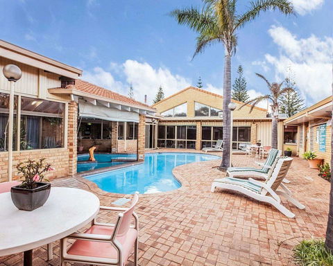 Comfort Inn Bay Of Isles - Australian Directory 2