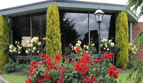 Comfort Inn Cedar Lodge - Australian Directory 1