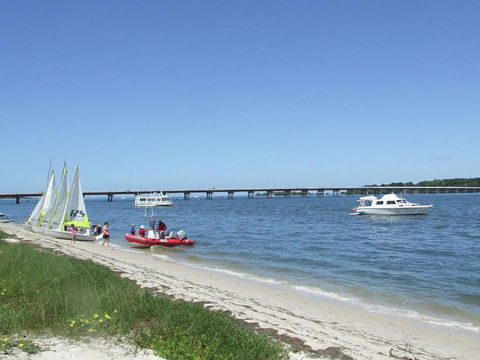 Comfortable Lowset Family Home Only Minutes From The Water! Tarooki St, Bellara - Australian Directory 1