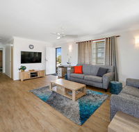 Comfy  Cosy Upstairs - Australian Directory