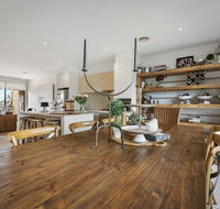 Comfy Coast Drive Condo - Australian Directory