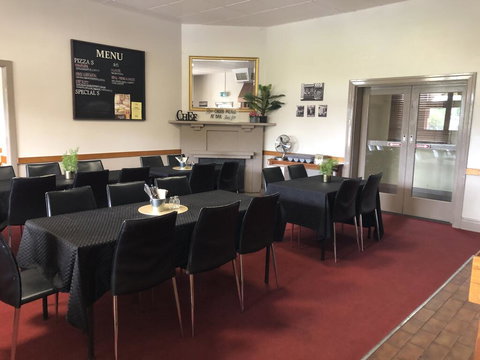 Commercial Hotel - Australian Directory 2