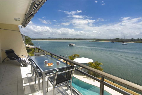 Commodore Apartments - Australian Directory 2