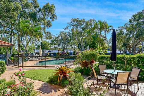 Como Noosa - Australian Directory 3