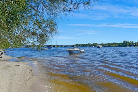 Como Noosa - Australian Directory 1