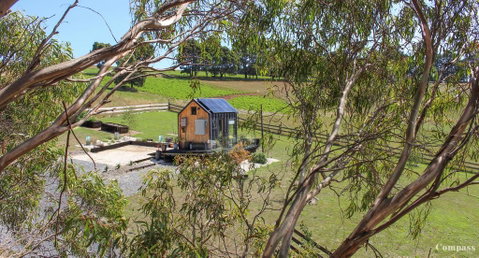 Compass Hut - Australian Directory 2