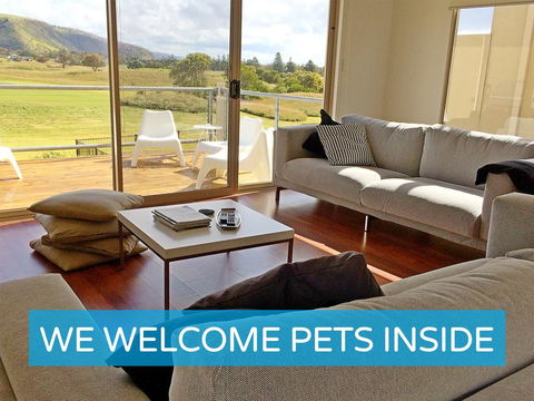 Contemporary Golf Course Frontage 3BR - Australian Directory 0