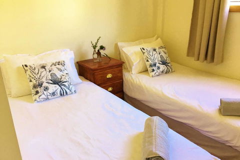 Cooee Bay Of Fires - Australian Directory 1